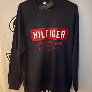 Navy Blue Tommy Hilfiger Sweatshirt LG (42-44)